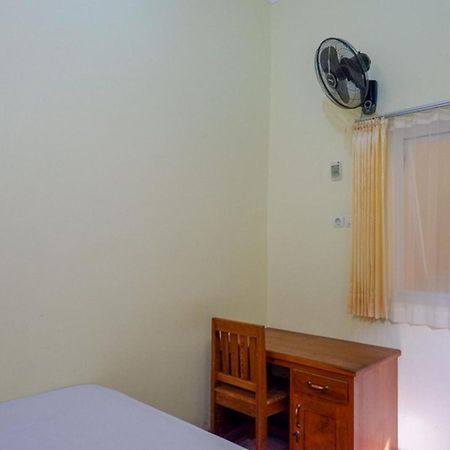 คูลคอสต์ ซีิอาเรียห์ ใกล้ ทรานมาร์ท บันยูมานิคเซมาราง Hotel Srondolwetan ภายนอก รูปภาพ