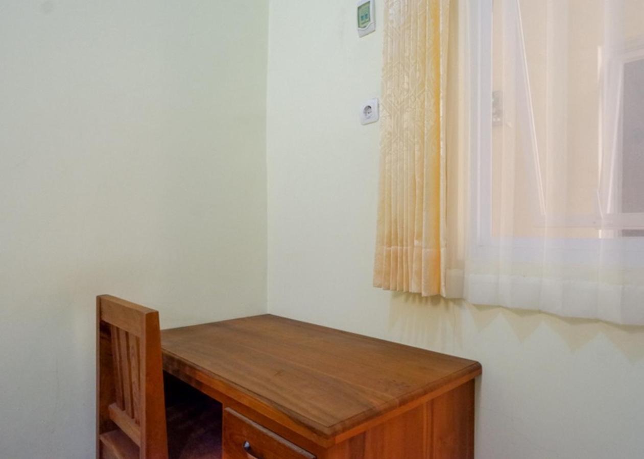 คูลคอสต์ ซีิอาเรียห์ ใกล้ ทรานมาร์ท บันยูมานิคเซมาราง Hotel Srondolwetan ภายนอก รูปภาพ