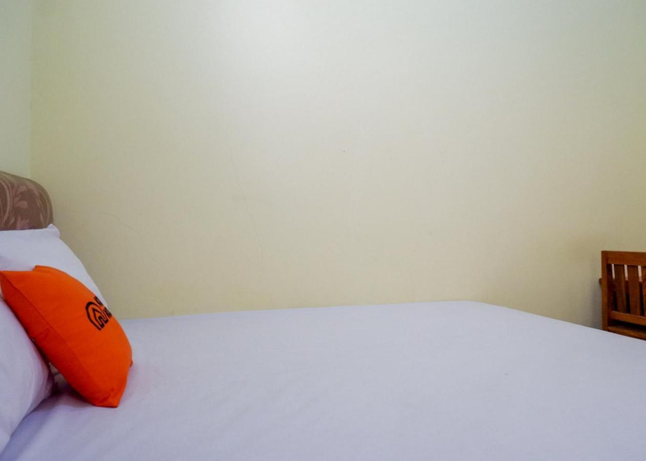 คูลคอสต์ ซีิอาเรียห์ ใกล้ ทรานมาร์ท บันยูมานิคเซมาราง Hotel Srondolwetan ภายนอก รูปภาพ